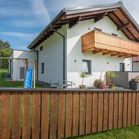 Apartment Haus Moesenlechner *