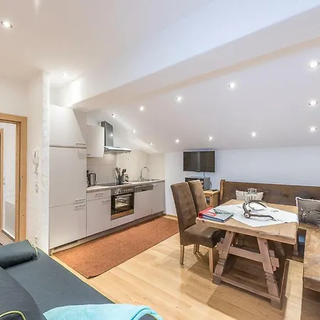 Haus Moesenlechner Apartamento